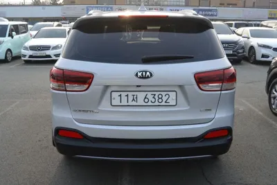 Kia Sorento 2015, 150443 км, за 7089.41 USD