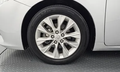 Lexus ES 2013, 137705 км, за 9446.26 USD