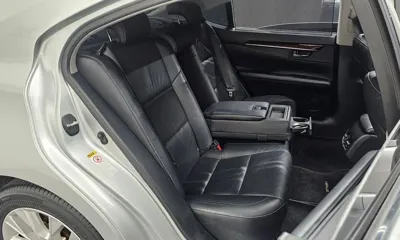 Lexus ES 2013, 137705 км, за 9446.26 USD - фото 11