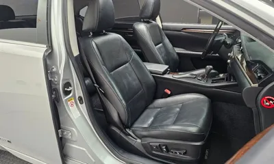 Lexus ES 2013, 137705 км, за 9446.26 USD - фото 12