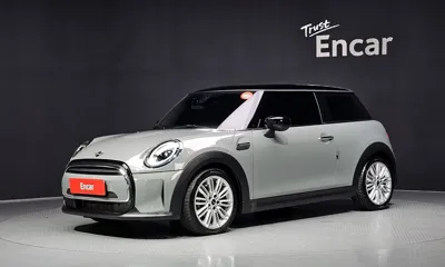 MINI Cooper · 2022 год