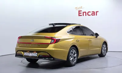 Hyundai Sonata 2020, 100427 км, за 7870.55 USD