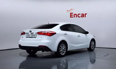 Kia K3 2013, 144766 км, за 3583.06 USD