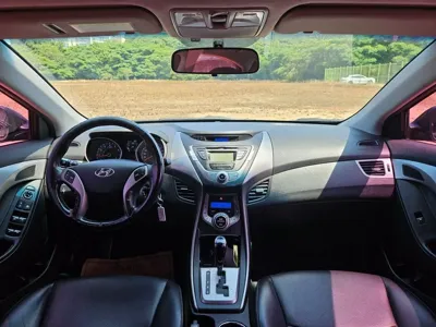 Hyundai Avante 2013, 119971 км, за 3190.73 USD - фото 7