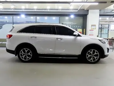 Kia Sorento 2016, 128072 км, за 8848.63 USD