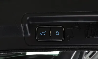 Ford Explorer 2022, 65731 км, за 65140.1 USD - фото 20