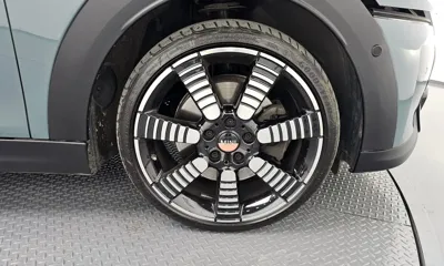 MINI Cooper 2023, 23946 км, за 19705.72 USD