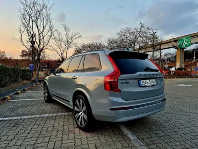 Volvo XC90 2024, 10500 км, за 25768.08 USD