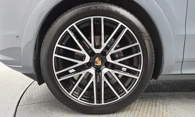 Porsche Cayenne 2024, 39649 км, за 95187.8 USD