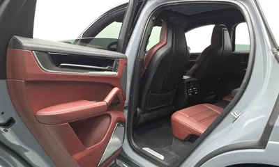 Porsche Cayenne 2024, 39649 км, за 95187.8 USD - фото 26
