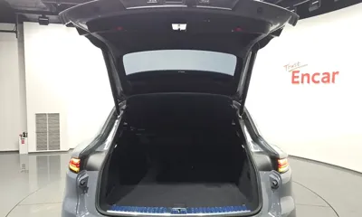 Porsche Cayenne 2024, 39649 км, за 95187.8 USD - фото 34