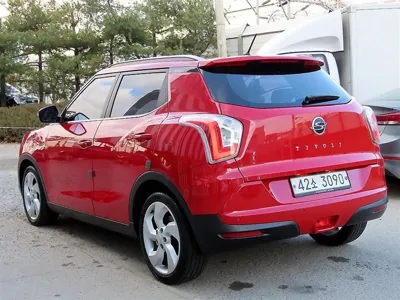 KG_Mobility_Ssangyong TIBOLI 2015, 127030 км, за 3774.83 USD