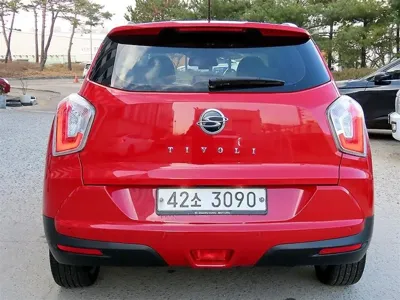 KG_Mobility_Ssangyong TIBOLI 2015, 127030 км, за 3774.83 USD