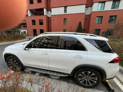 Mercedes-Benz GLE-Class 2023, 42500 км, за 43680.21 USD