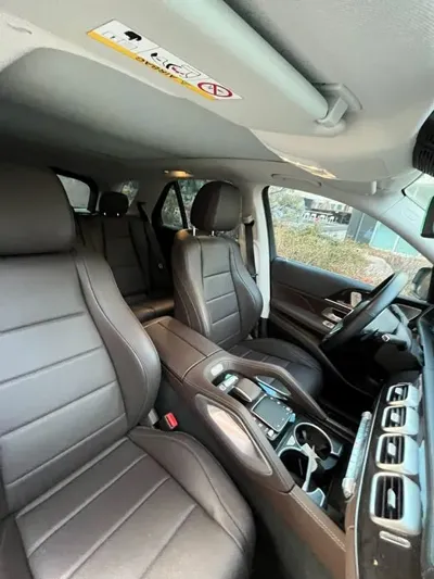 Mercedes-Benz GLE-Class 2023, 42500 км, за 43700.45 USD - фото 10