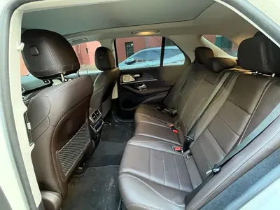 Mercedes-Benz GLE-Class 2023, 42500 км, за 43700.45 USD - фото 11