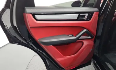 Porsche Cayenne 2020, 78215 км, за 51435.81 USD - фото 25