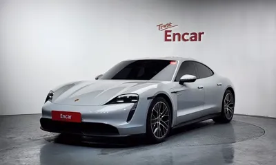 Porsche Taycan · 2022 год