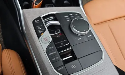 BMW 3-Series 2025, 15360 км, за 28933.18 USD - фото 9