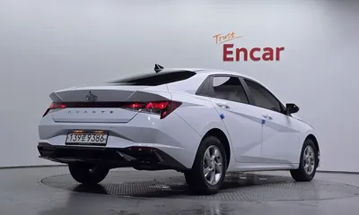 Hyundai Avante 2021, 16398 км, за 11567.96 USD