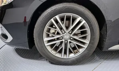 Hyundai Grandeur 2019, 107857 км, за 9383.3 USD