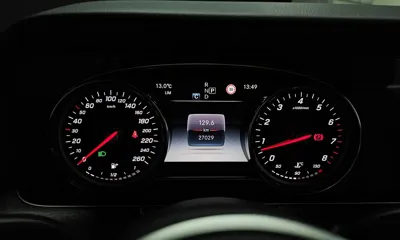 Mercedes-Benz E-Class 2020, 27029 км, за 18720.43 USD - фото 8