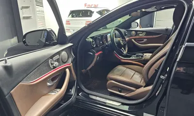 Mercedes-Benz E-Class 2020, 27029 км, за 18720.43 USD - фото 10