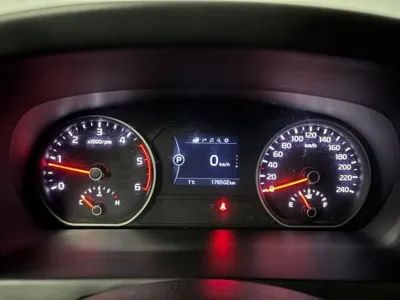 Kia Mohave 2017, 176500 км, за 8467.9 USD - фото 9