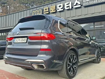 BMW X7 2021, 72350 км, за 45227.78 USD