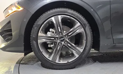 Kia K5 2023, 2012 км, за 18501.64 USD