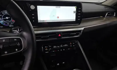 Kia K5 2023, 2012 км, за 18501.64 USD - фото 16