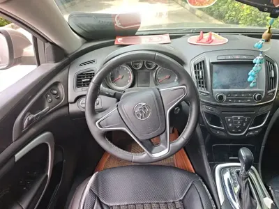 Buick Regal 2014, 35600 км, за 3300.47 USD
