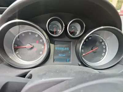 Buick Regal 2014, 35600 км, за 3300.47 USD