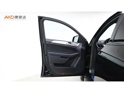 Mercedes-Benz GLE Coupe AMG 2018, 65000 км, за 36491.35 USD - фото 10