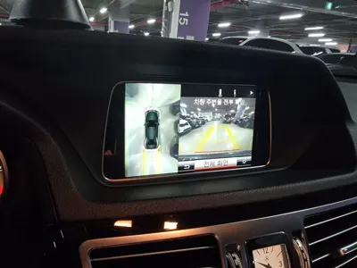 Mercedes-Benz E-Class 2015, 63559 км, за 13355.06 USD - фото 13