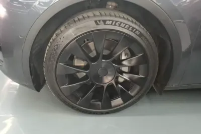 Tesla Model Y 2022, 69900 км, за 28652 USD - фото 10