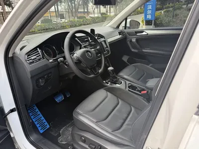 Volkswagen Tiguan L 2018, 94700 км, за 10270.55 USD
