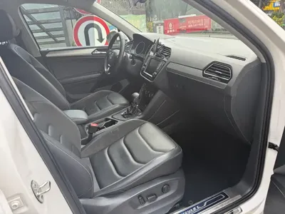 Volkswagen Tiguan L 2018, 94700 км, за 10299.63 USD - фото 15