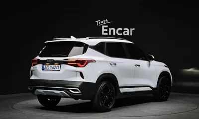 Kia Seltos 2023, 36422 км, за 13589.61 USD