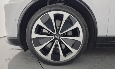 Porsche Macan 2025, 13789 км, за 87171.56 USD