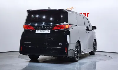 Toyota Alphard 2024, 57168 км, за 59458.2 USD