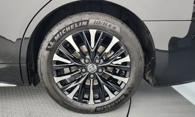 Toyota Alphard 2024, 57168 км, за 59458.2 USD