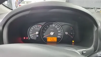 Kia Carens 2012, 35880 км, за 3125.61 USD - фото 8
