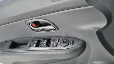 Kia Carens 2012, 35880 км, за 3125.61 USD - фото 17