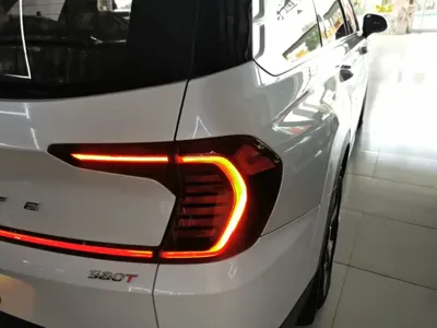 Hyundai Santa Fe 2019, 53099 км, за 10782.63 USD - фото 24