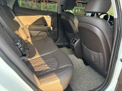 Kia K5 2019, 79056 км, за 8402.26 USD - фото 10