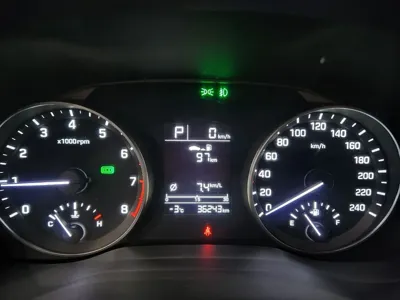 Hyundai Avante 2018, 36238 км, за 7345.77 USD - фото 11