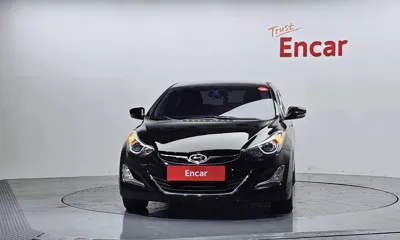 Hyundai Avante 2014, 151888 км, за 2565.12 USD