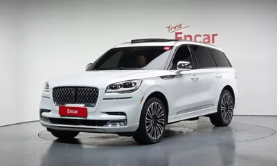Lincoln Aviator · 2022 год