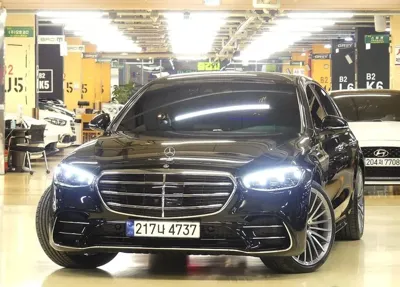 Mercedes-Benz S-Class 2023, 9800 км, за 87759.18 USD - фото 1
